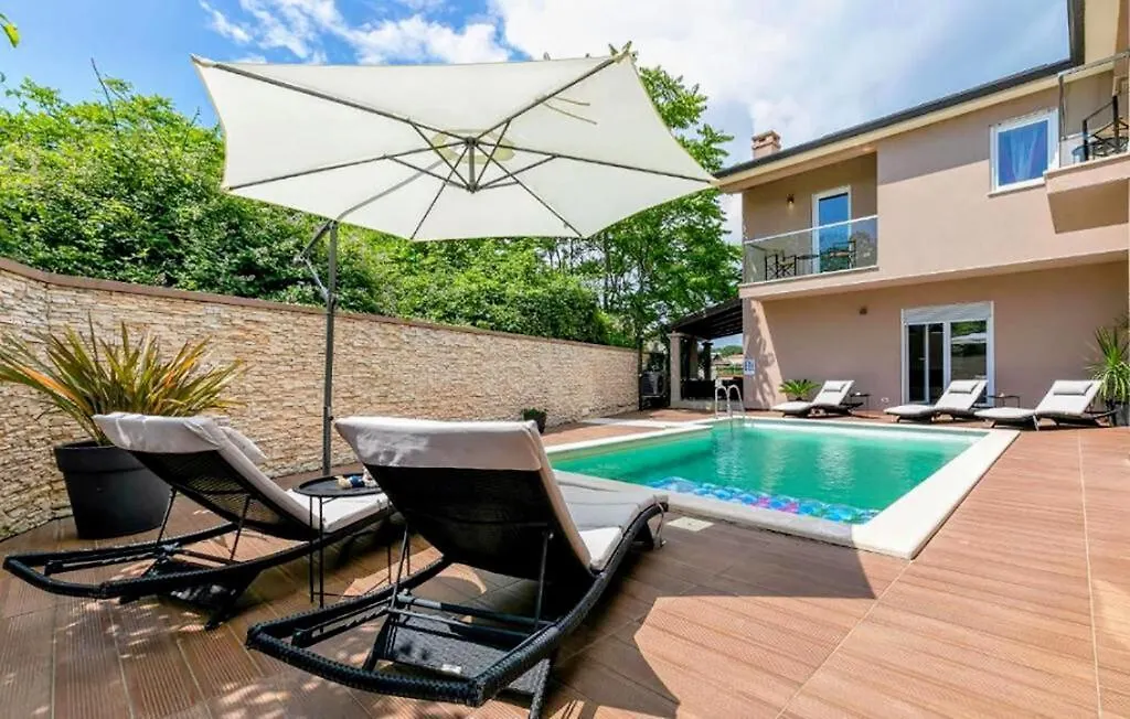 Modern House Luna With Pool Rovinjsko Selo